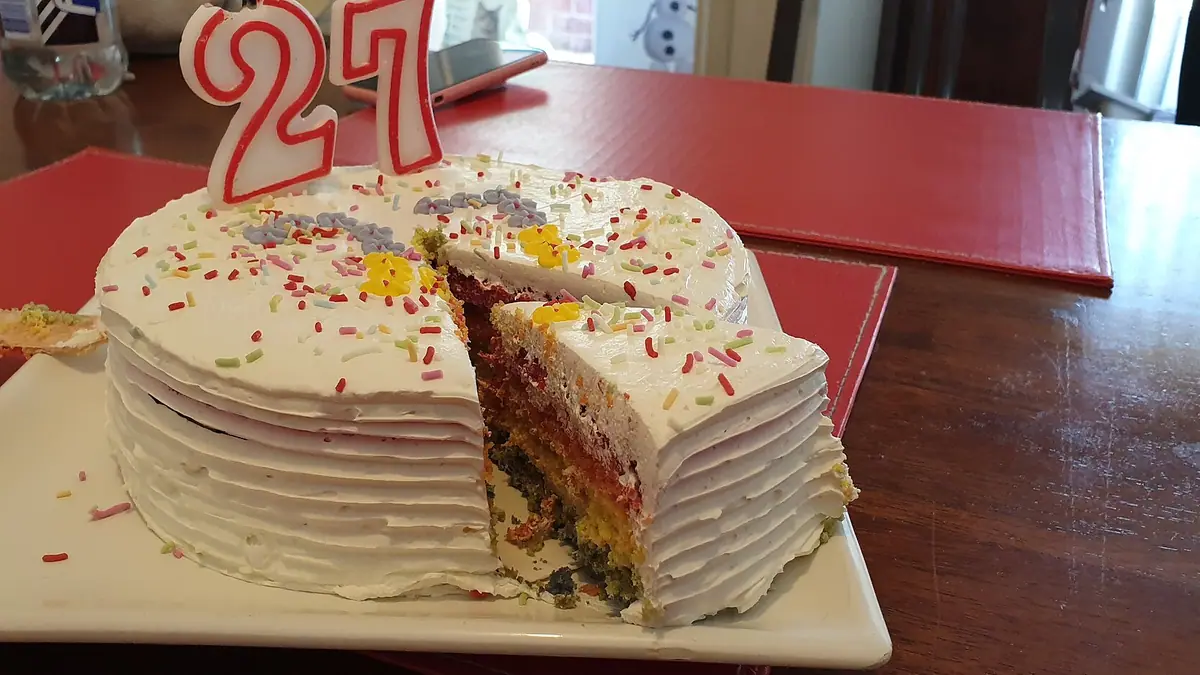 Azalea – cake shop in Bowness on Windermere town centre